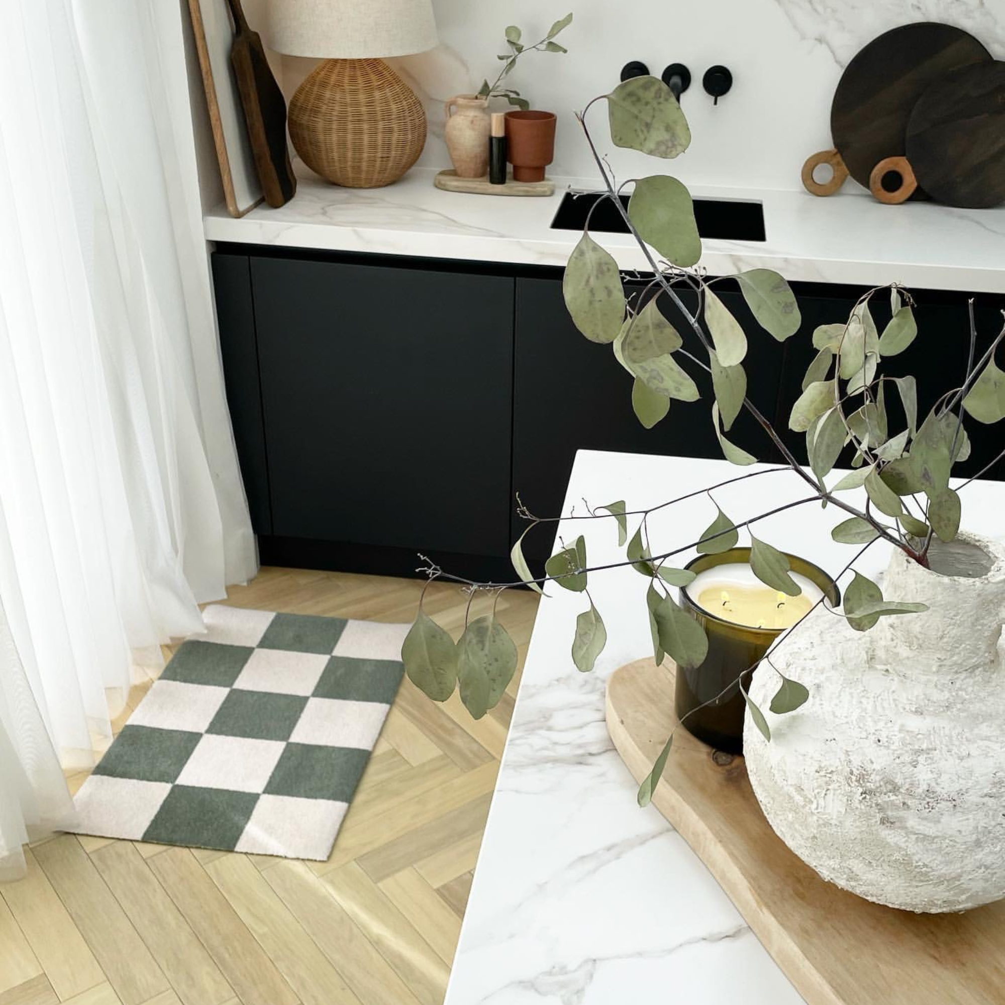 Why Green Door Mats Are the Perfect Home Décor Trend for 2024