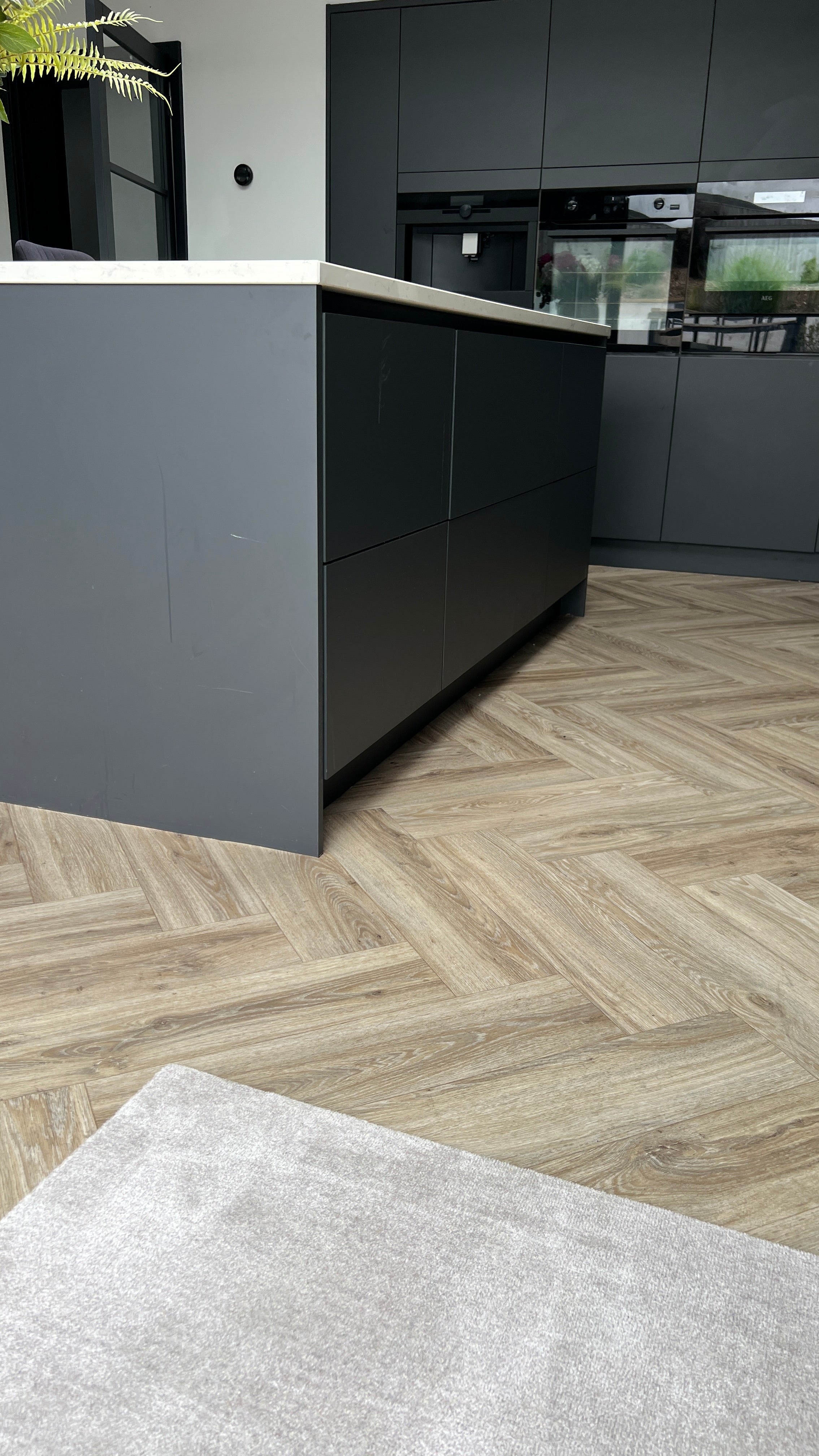 Runner | Core In Stone